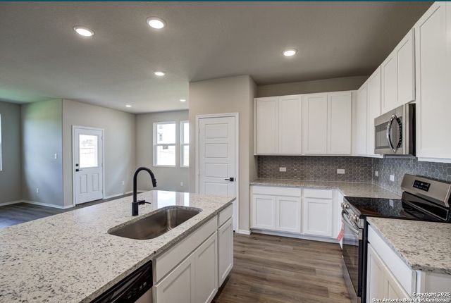 6606 Lowrie Block, San Antonio, TX 78239