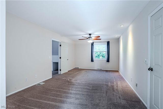 10027 Peachtree Drive, Strongsville, OH 44149