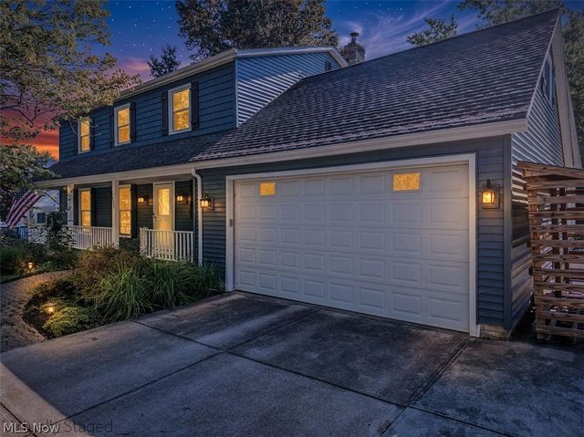 10027 Peachtree Drive, Strongsville, OH 44149