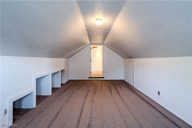 10027 Peachtree Drive, Strongsville, OH 44149