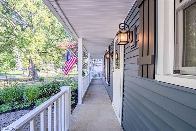 10027 Peachtree Drive, Strongsville, OH 44149