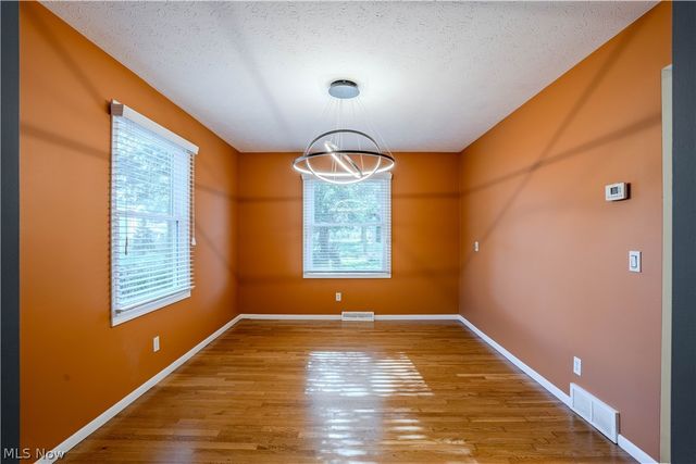 10027 Peachtree Drive, Strongsville, OH 44149