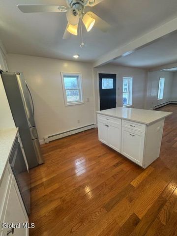 11 N Park Street, Cambridge, NY 12816