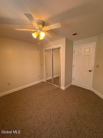 11 N Park Street, Cambridge, NY 12816