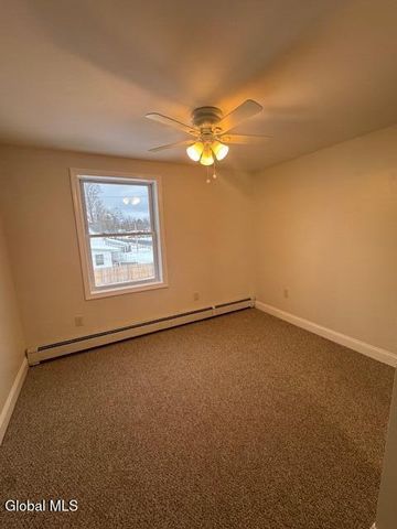 11 N Park Street, Cambridge, NY 12816