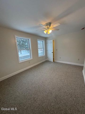 11 N Park Street, Cambridge, NY 12816