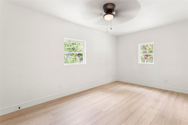 4224 Alamo Avenue, Fort Worth, TX 76107
