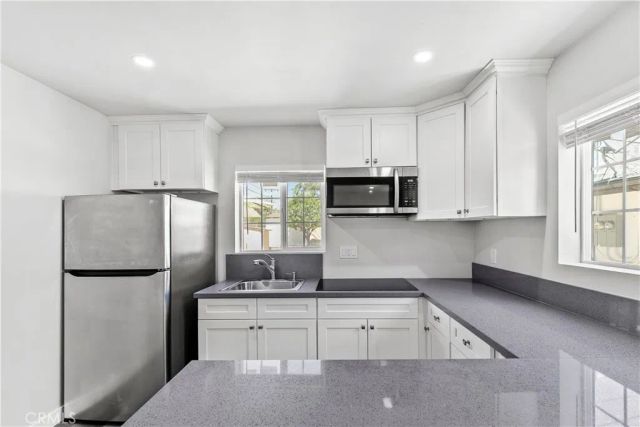 22737 Rodax, West Hills, CA 91304