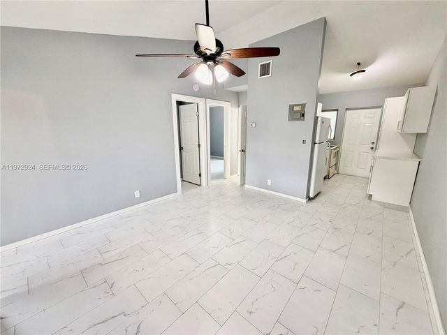 836 NW 12th Ter 2, Fort Lauderdale, FL 33311