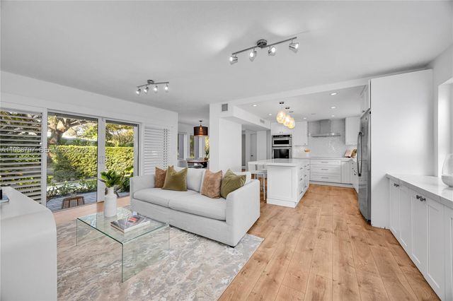 1400 Siena Ave, Coral Gables, FL 33146