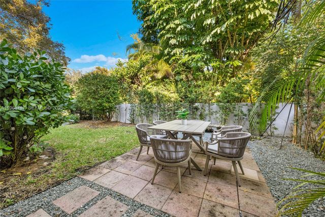 1400 Siena Ave, Coral Gables, FL 33146