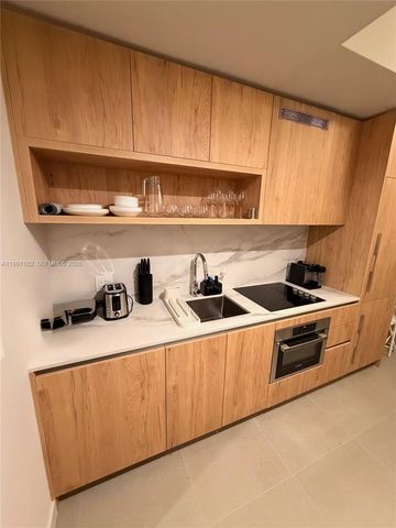 11 NE 6 STREET 706, Miami, FL 33132