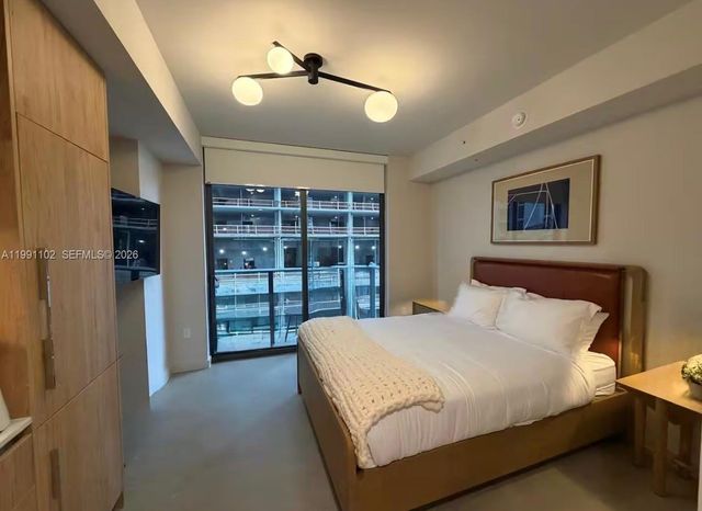 11 NE 6 STREET 706, Miami, FL 33132