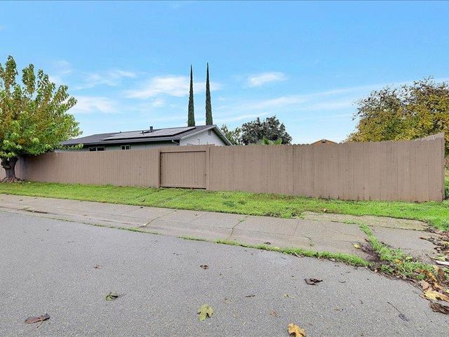 2294 Anita St, Live Oak, CA 95953