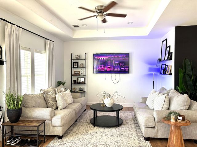 7520 Carver Road, Houston, TX 77088