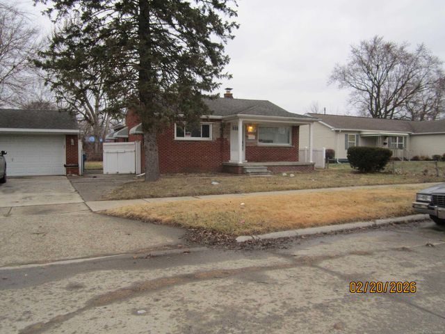 26700 Hopkins Street, Inkster, MI 48141