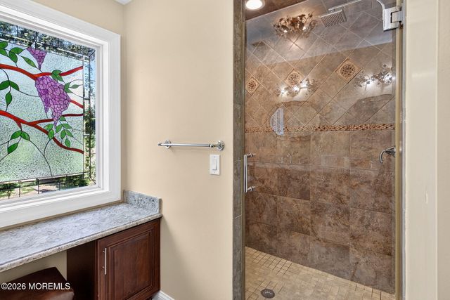 93 Lamb Lane, Manalapan, NJ 07726