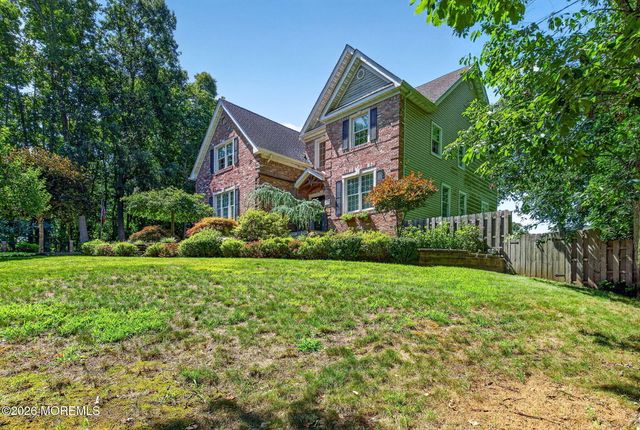 93 Lamb Lane, Manalapan, NJ 07726