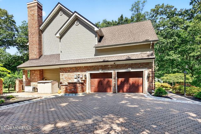 93 Lamb Lane, Manalapan, NJ 07726