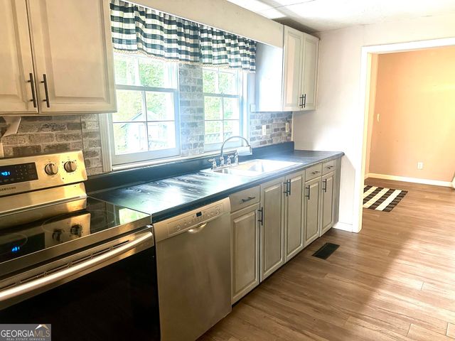 1664 Hampton Locust Grove Road, Locust Grove, GA 30248
