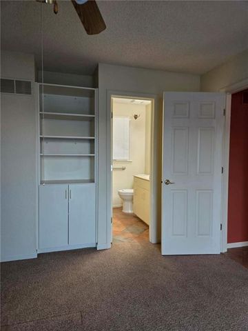 2428 Little Blue Court, Liberty, MO 64068