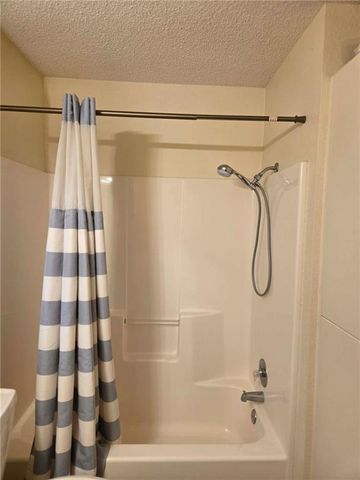 2428 Little Blue Court, Liberty, MO 64068