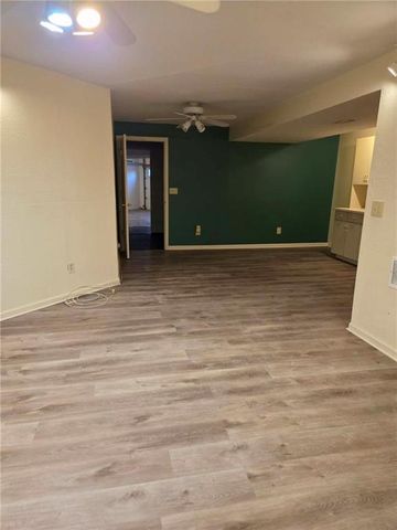 2428 Little Blue Court, Liberty, MO 64068