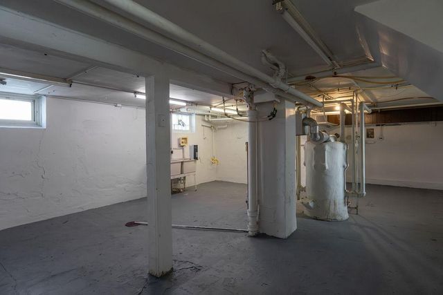 890 Arkwright Street, Saint Paul, MN 55130