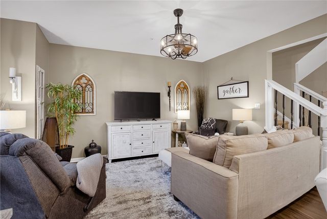 2283 Flint Drive, South Strabane, PA 15301