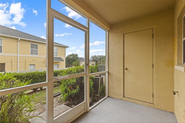 216 DRAGONS FIRE PLACE, Valrico, FL 33594