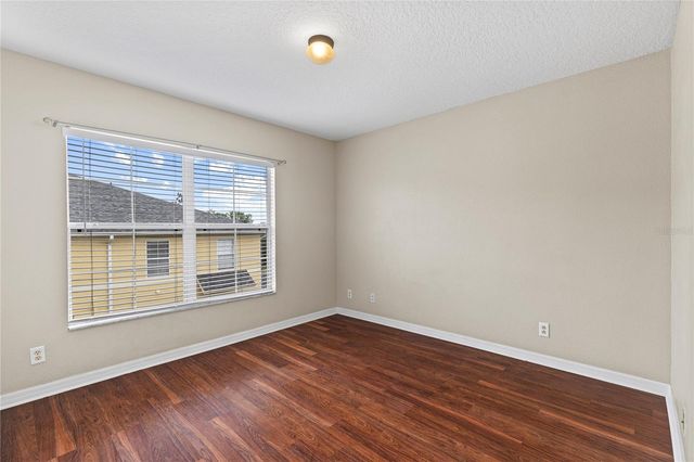 216 DRAGONS FIRE PLACE, Valrico, FL 33594