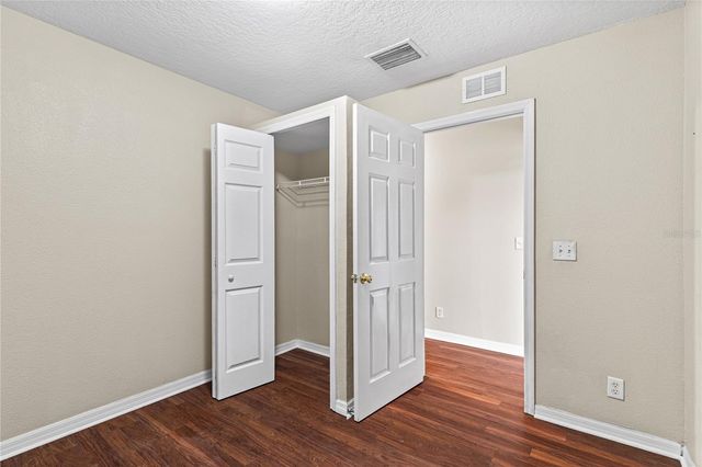 216 DRAGONS FIRE PLACE, Valrico, FL 33594