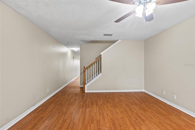 216 DRAGONS FIRE PLACE, Valrico, FL 33594