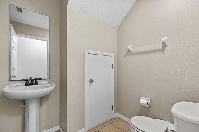 216 DRAGONS FIRE PLACE, Valrico, FL 33594