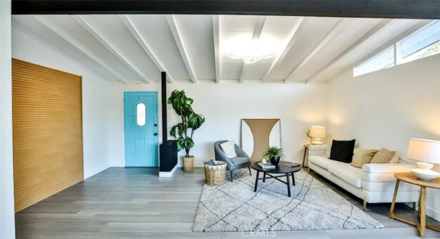 2540 W Picadilly Way, Anaheim, CA 92801