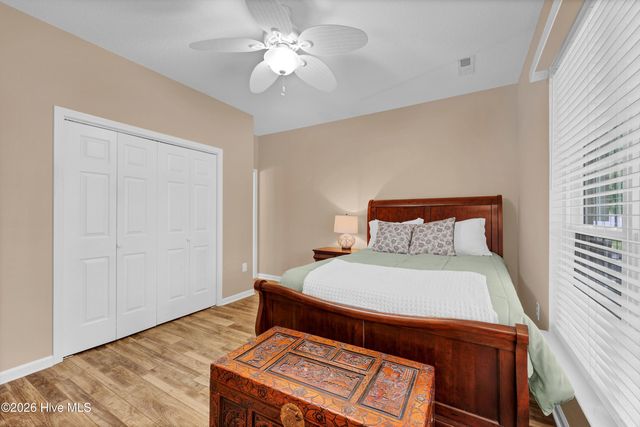 1600 Sturdivant Drive Apt 15, Wilmington, NC 28403