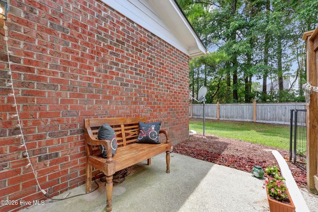 1600 Sturdivant Drive Apt 15, Wilmington, NC 28403