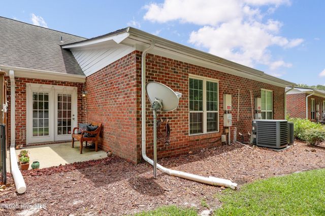 1600 Sturdivant Drive Apt 15, Wilmington, NC 28403