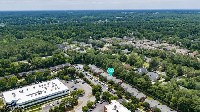 1600 Sturdivant Drive Apt 15, Wilmington, NC 28403