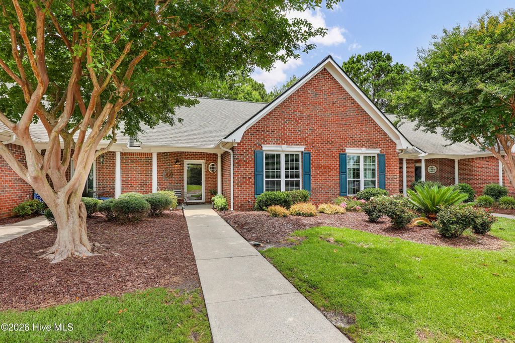 1600 Sturdivant Drive Apt 15, Wilmington, NC 28403