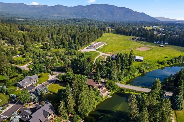 11 Canoe Cove, Dover, ID 83825