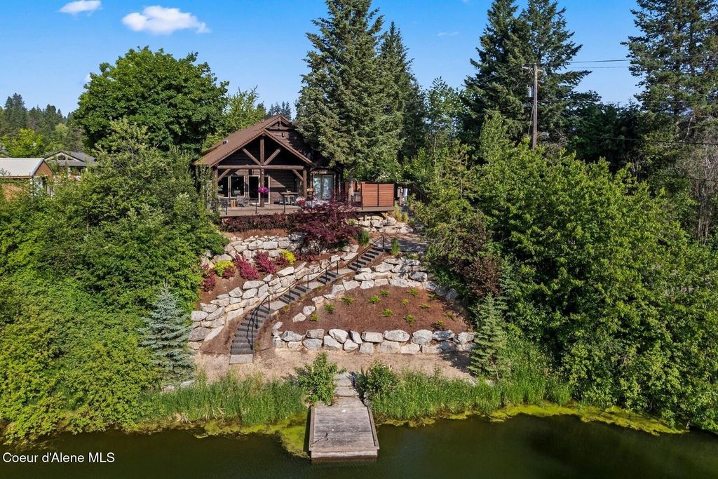 11 Canoe Cove, Dover, ID 83825
