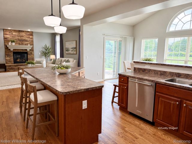 26123 Cornell Drive, Lyon Charter Township, MI 48178