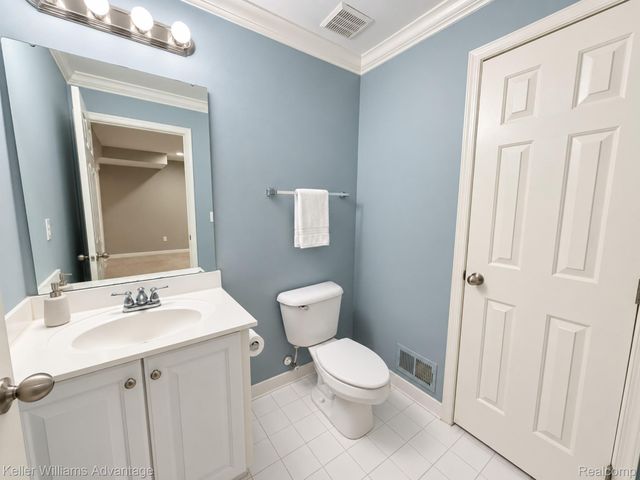 26123 Cornell Drive, Lyon Charter Township, MI 48178