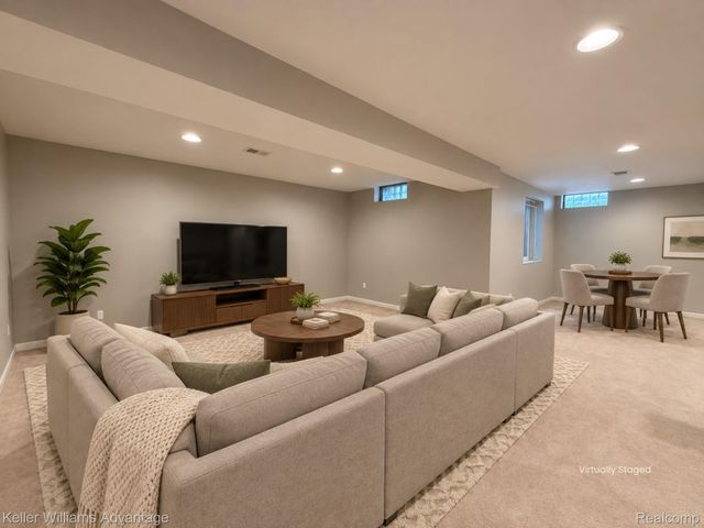 26123 Cornell Drive, Lyon Charter Township, MI 48178