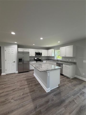 1987 LEMON DRIVE, Lake Wales, FL 33898