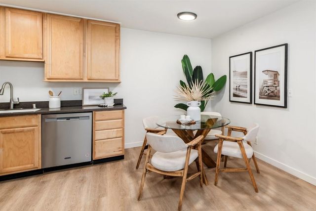 13754 Mango Drive 111, Del Mar, CA 92014