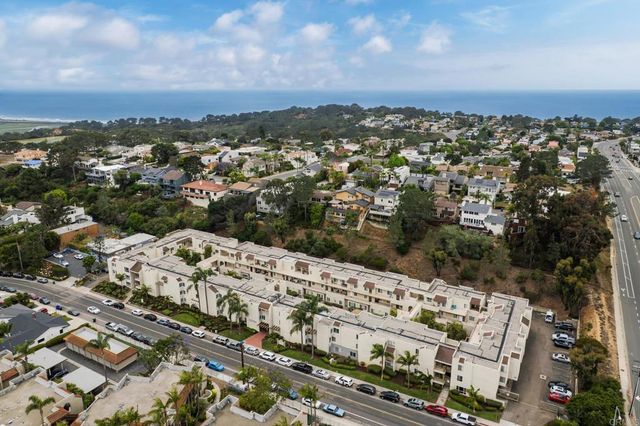 13754 Mango Drive 111, Del Mar, CA 92014