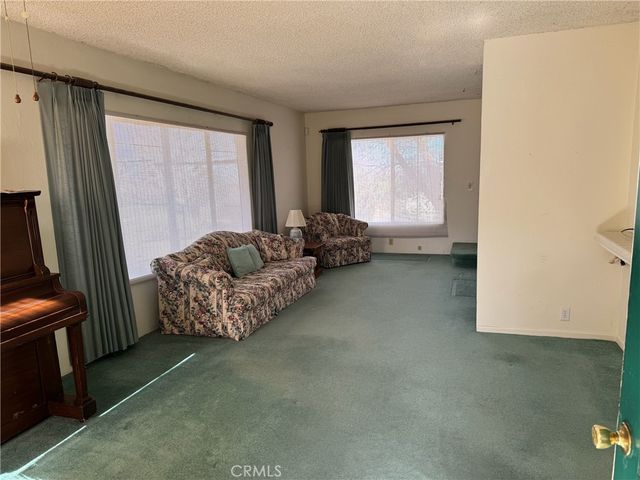 9432 Mountain Road, Pinon Hills, CA 92372