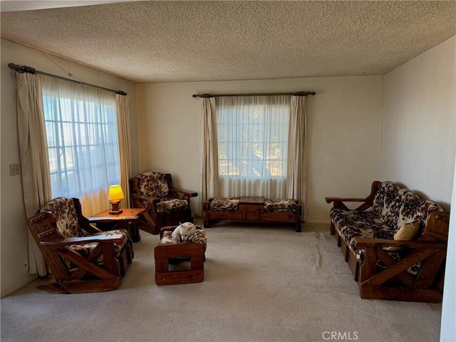 9432 Mountain Road, Pinon Hills, CA 92372